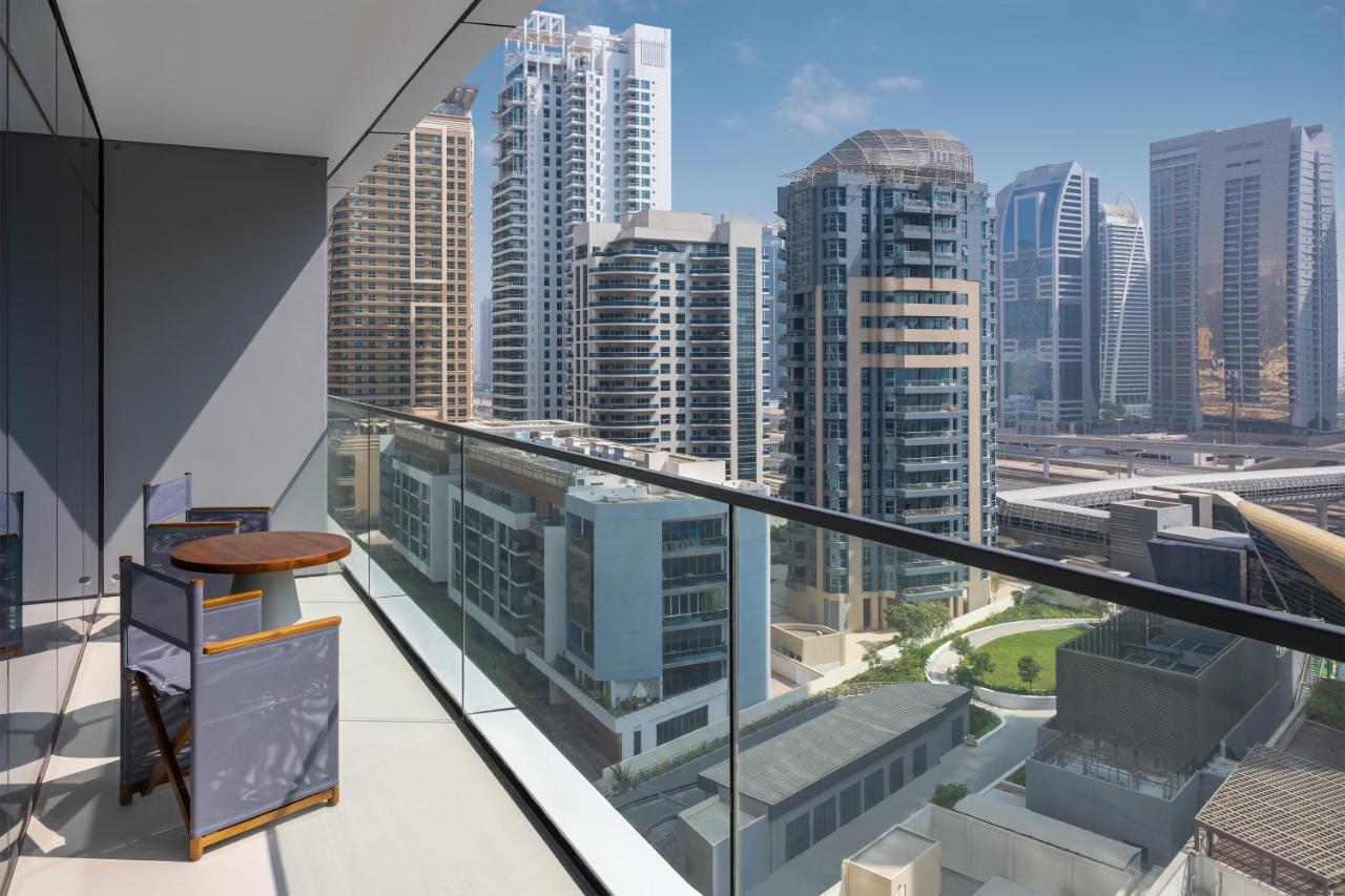 Vida Dubai Marina & Yacht Club Hotel Exterior photo